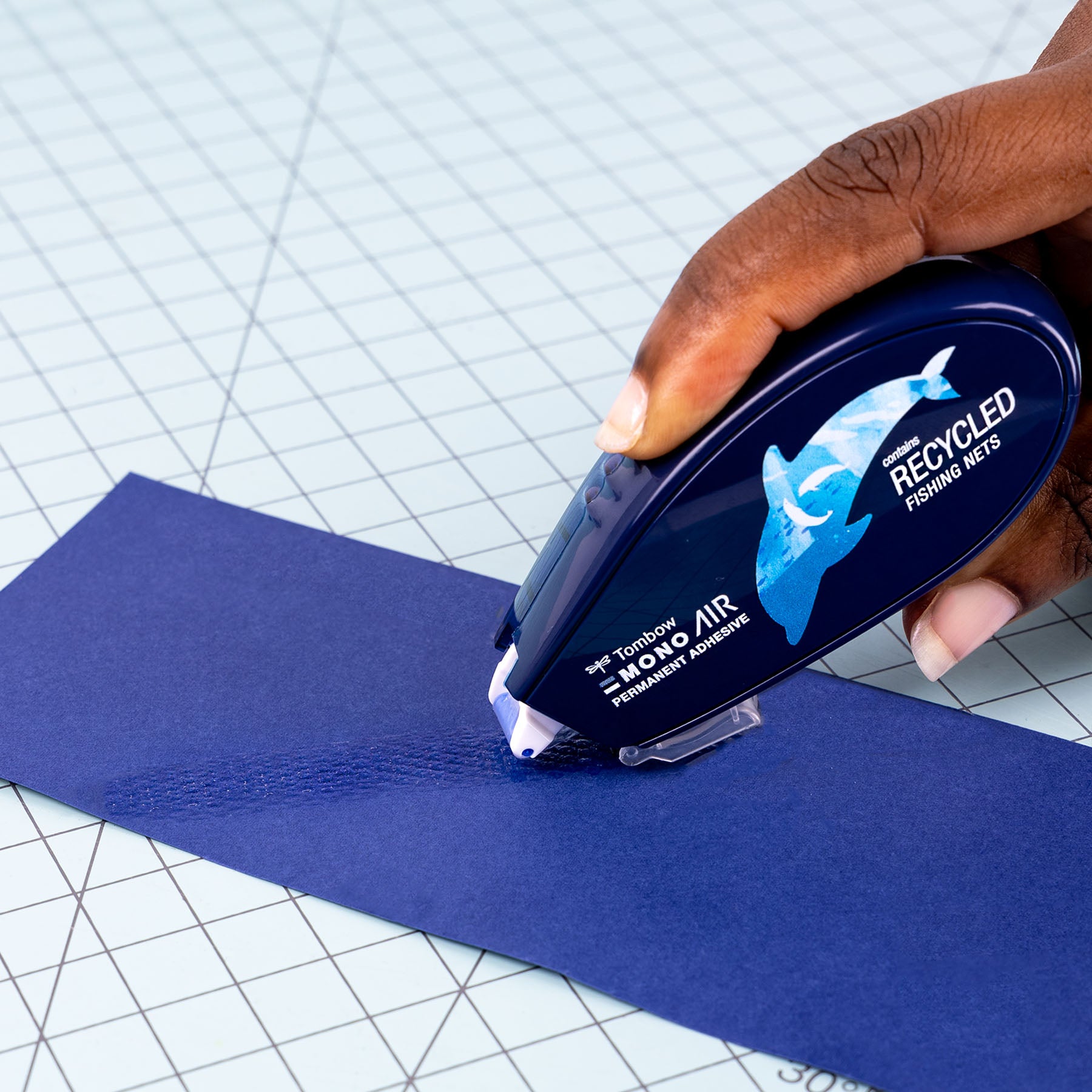 Pegamento en Cinta Tombow MONO Air con Aplicador – Adhesivo de Precisión
