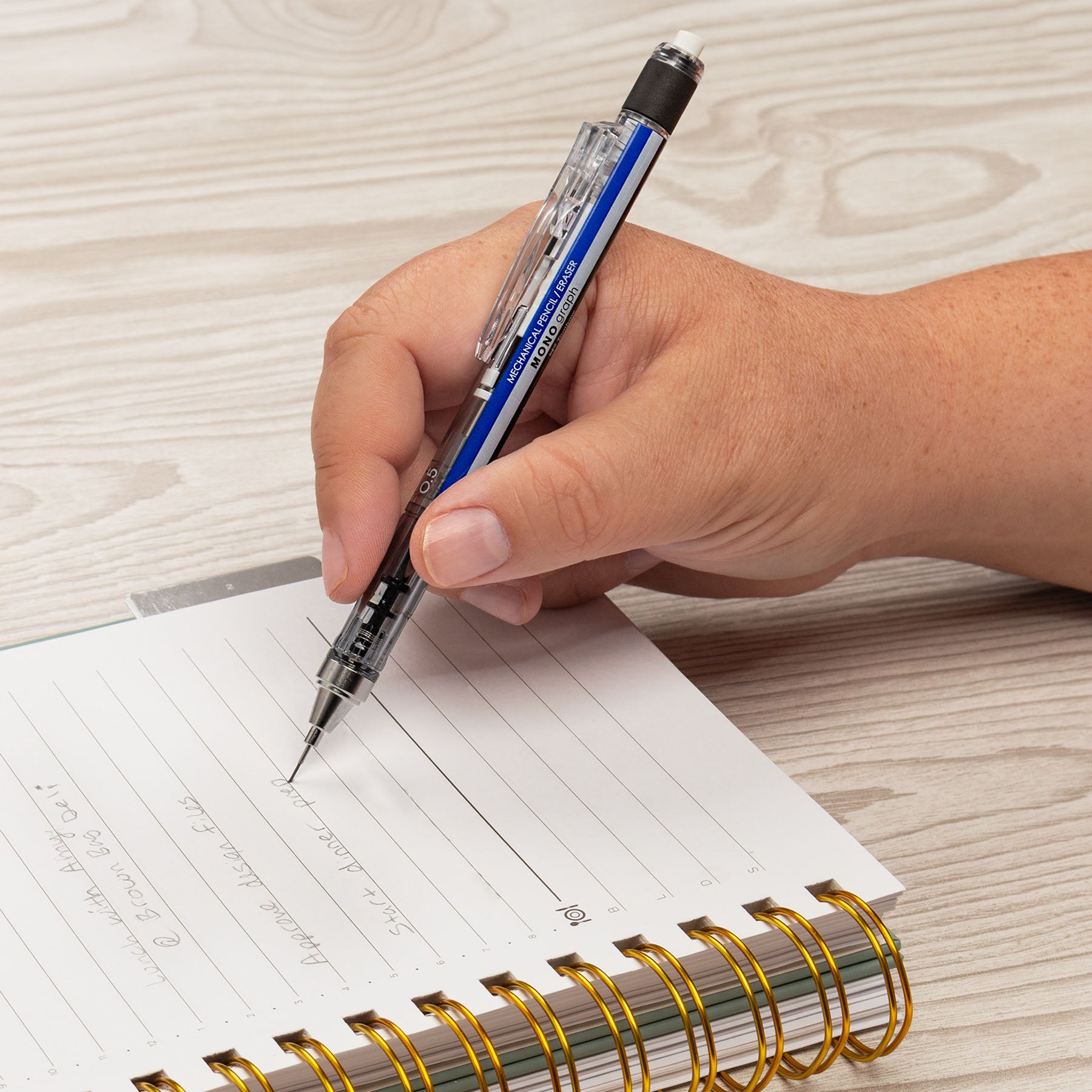 Portaminas Mecánico MONO Graph Tricolor HB 0.5 mm